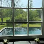 Дом отдыха Maison Avec Piscine Dans Un Environnement Idyllique