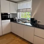 Maison Avec Piscine Dans Un Environnement Idyllique