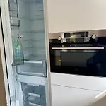 Maison Avec Piscine Dans Un Environnement Idyllique