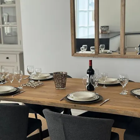 Maison Privative Dans Un Environnement Idyllique